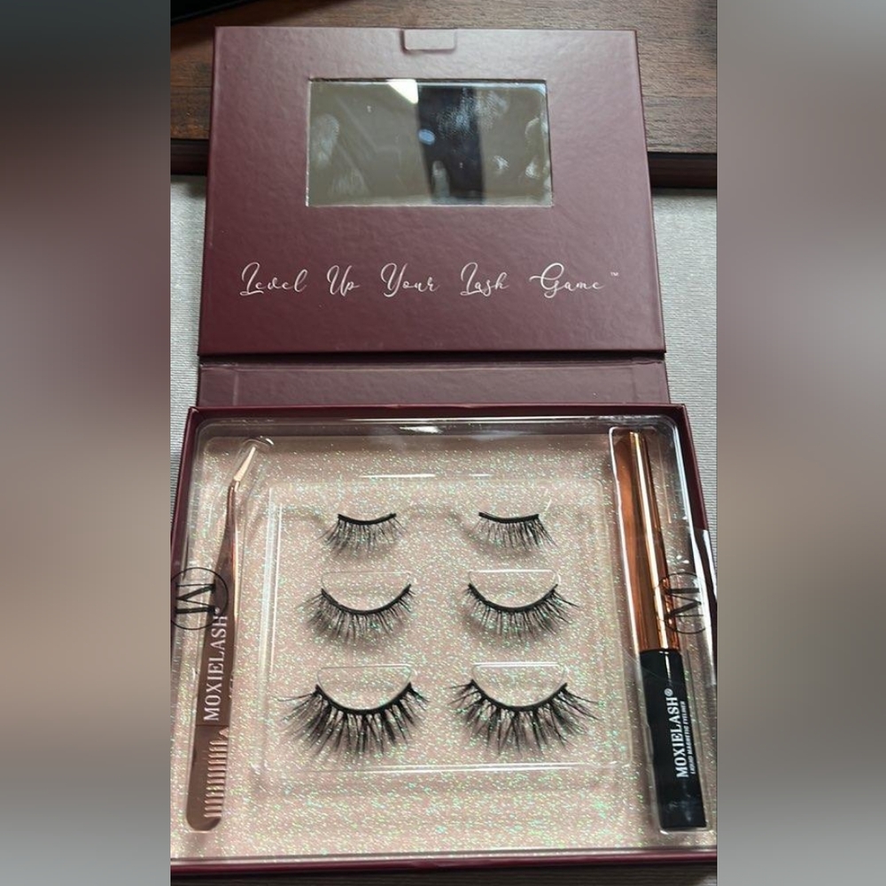 Moxie magnetic lashes